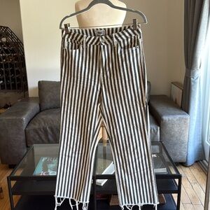 EUC Paige Atley Ankle Flare (size 30)